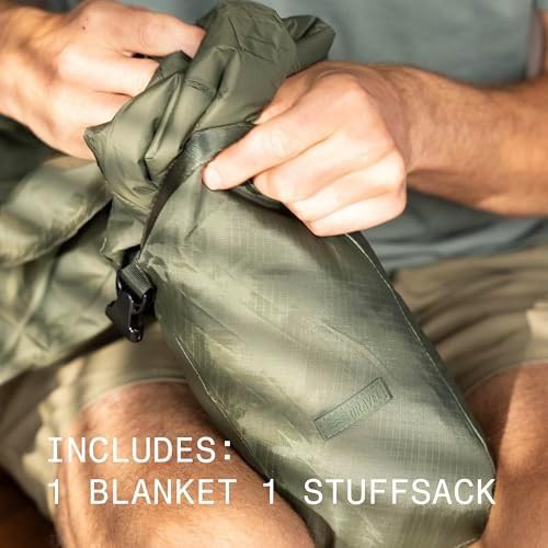 Quartz down alternative travel blanket — photo 4